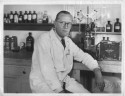 Arthur Otto Schwab foi chefe do Serviço de Físico-Química do IBPT e publicou artigo no primeiro volume da revista "Arquivo de Biologia e Tecnologia" da instituição. 