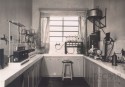 Interior do Laboratório da Divisão de Química e Tecnologia, criada  por meio do decreto lei n.º 218 de 06 julho1949.